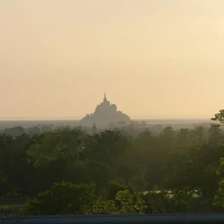 La Maison Bleue Au Coeur Des Plages Du Débarquement * Ver-sur-Mer
