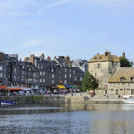 Casa vacanze La Maison Bleue Au Coeur Des Plages Du Débarquement