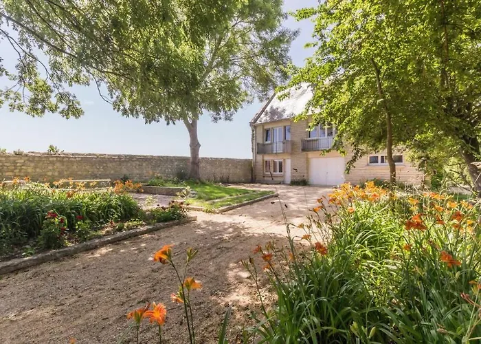 La Maison Bleue Au Coeur Des Plages Du Debarquement Ver-sur-Mer