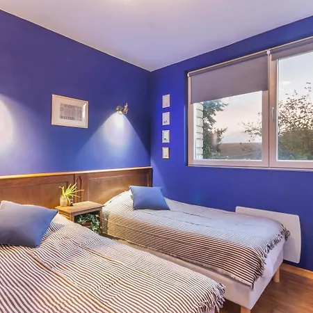 Prázdninový dům La Maison Bleue Au Coeur Des Plages Du Debarquement *